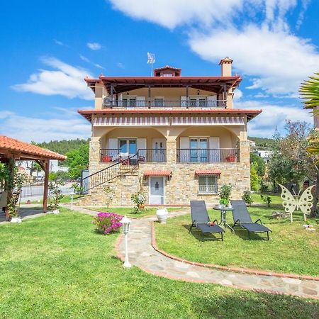 Private 6-Bdrm Villa With Garden 150M To Beach Paradisos Exterior foto